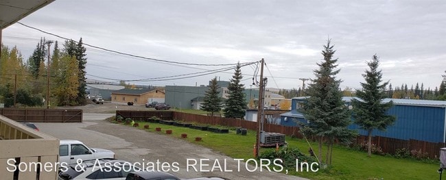 Building Photo - 935 Aurora Dr