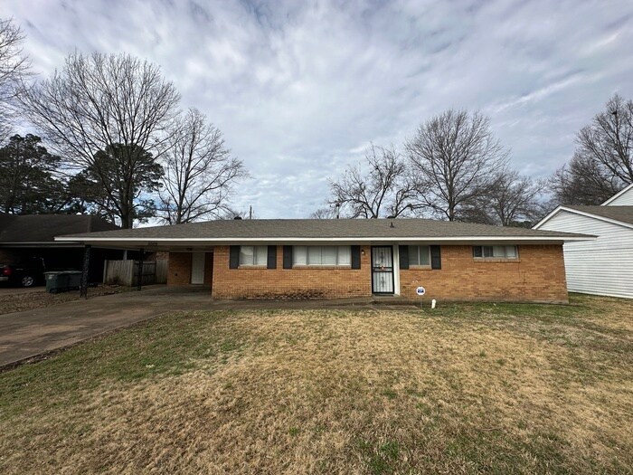 Primary Photo - 3009 Elgin Dr