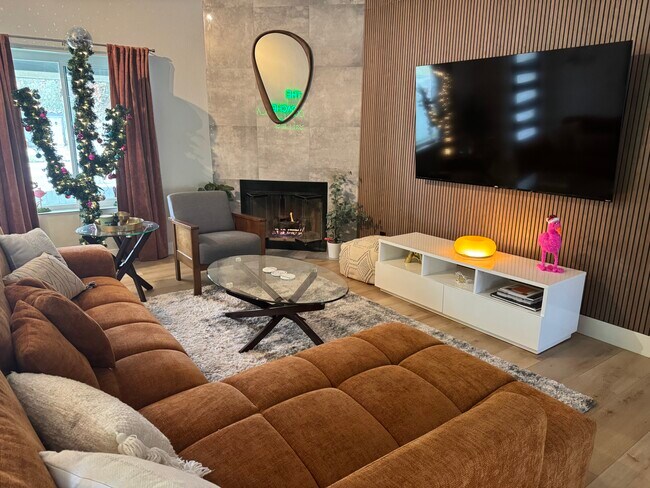 Foto del edificio - 28761 Avenida Duquesa