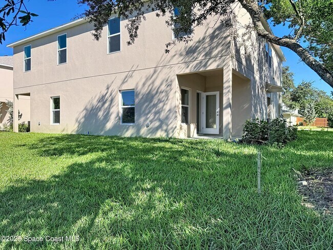 Foto del edificio - 536 L M Davey Ln