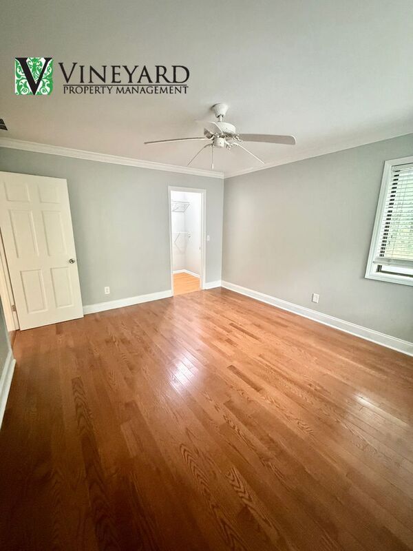 Foto del edificio - 1510 Oak Creek Dr