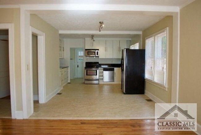 Foto del edificio - 2180 S Lumpkin St