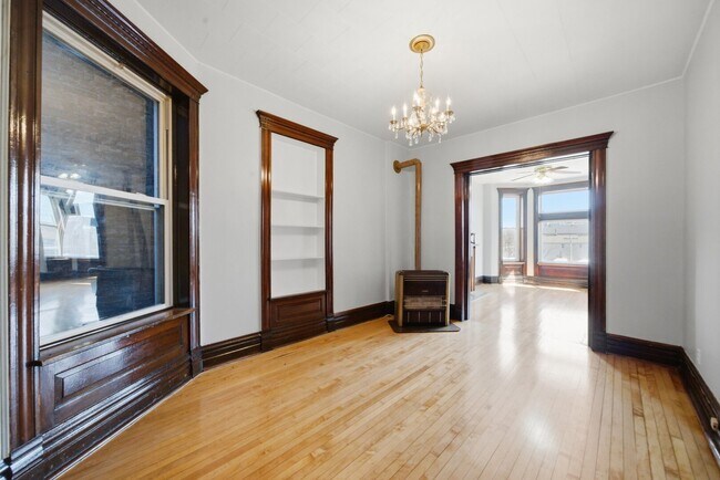 Foto del edificio - 1838 S Ashland Ave