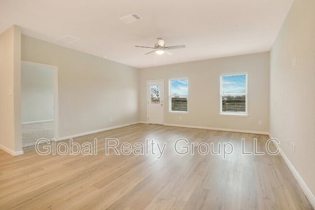 Building Photo - 1247 Meyers Mdw