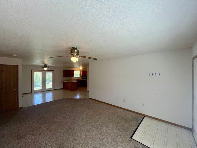 Building Photo - 301 Prospect Ave