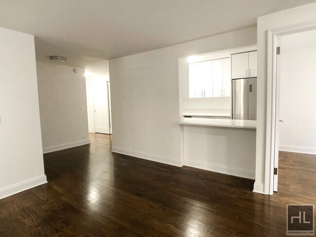 Building Photo - East 82nd Street