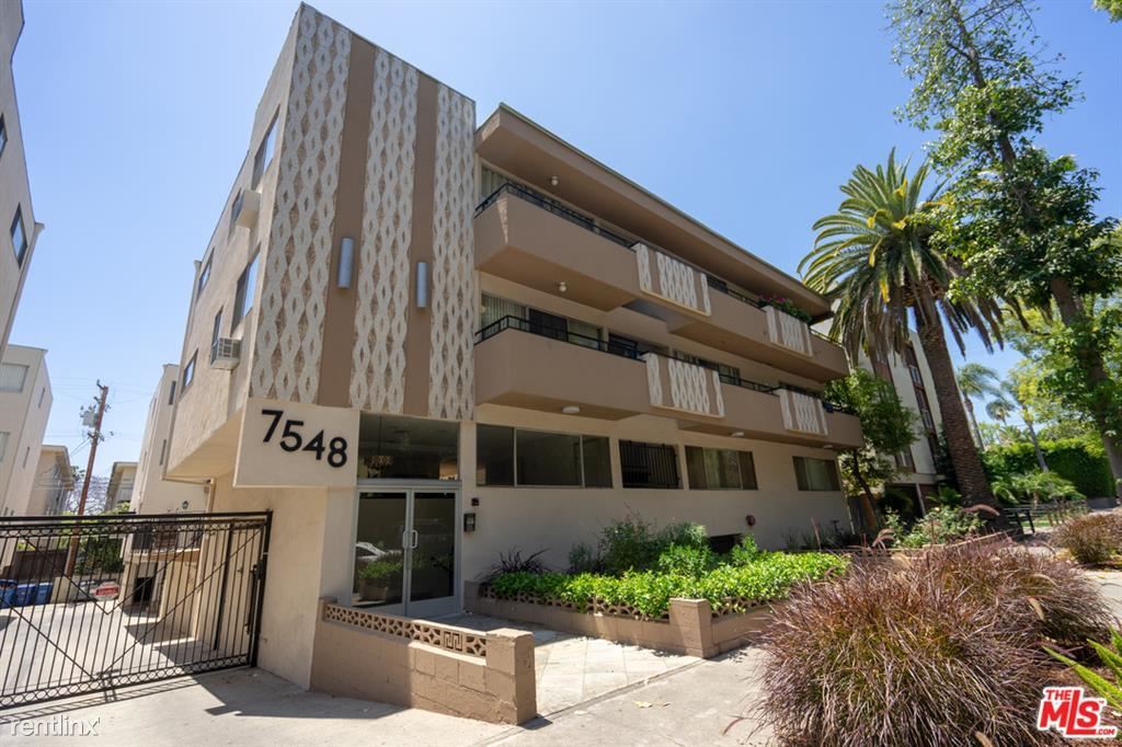 Primary Photo - 2 br, 2 bath House - 7548 Hampton Ave Apt 305