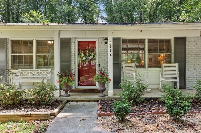 Foto del edificio - 2172 Jonathon Ln NE