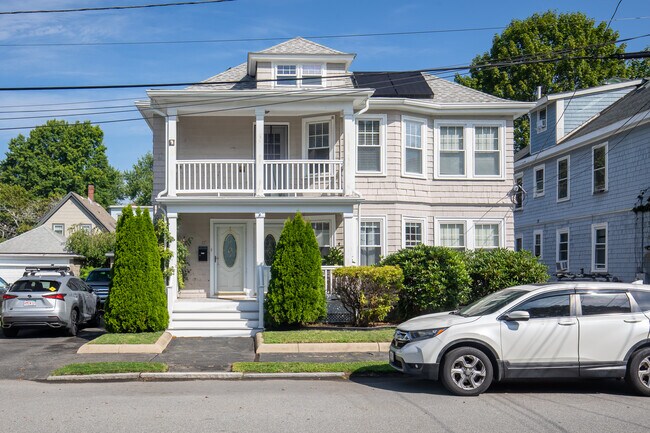 Photo - 17 Erie St Apartment