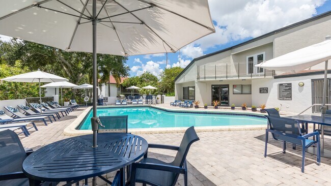 Foto del edificio - 8080 NW 10th Ct