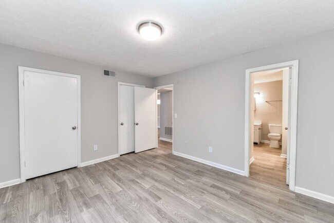 Foto del edificio - 1000 Belmont Park Dr SE