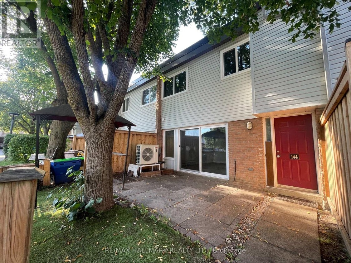Photo principale - 144 Milestone Crescent