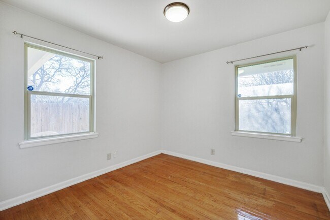 Building Photo - 4313 Bonnie Dr