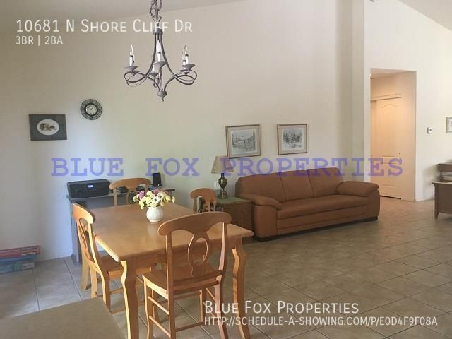 Foto del edificio - 10681 N Shore Cliff Dr