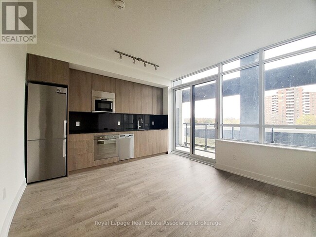 Building Photo - 5 Mabelle Ave