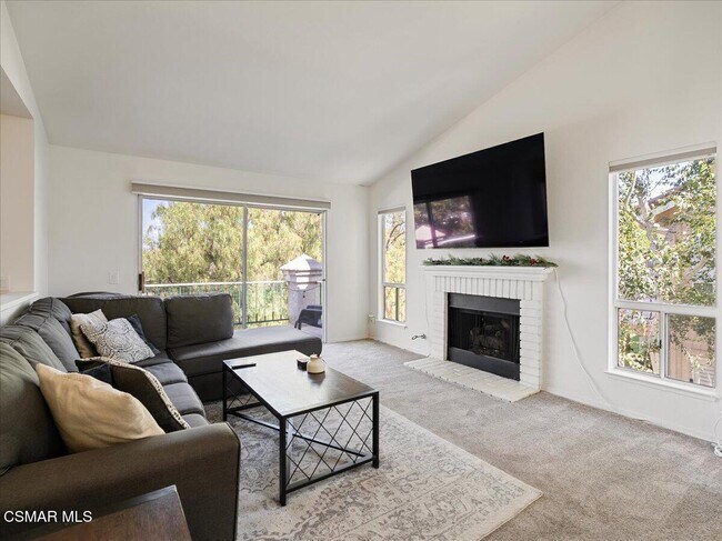 Foto del edificio - 290 Ridgeton Ln