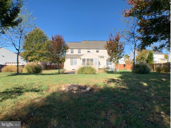 Building Photo - 13047 Tadmore Ct