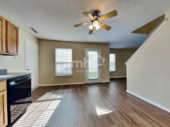 Building Photo - 12655 Endurance Dr