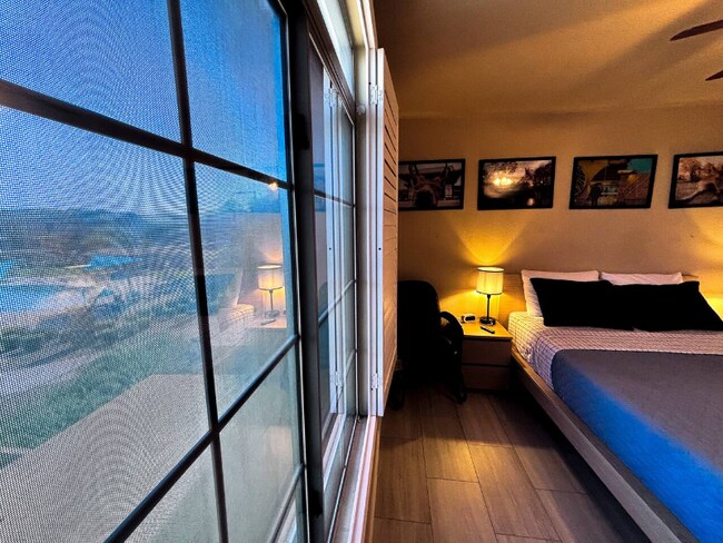 Foto del edificio - 1350 S Greenfield Rd