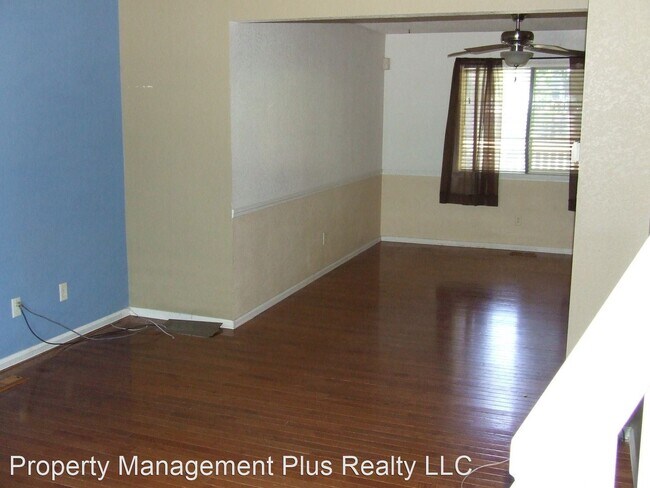 Building Photo - 3 br, 2.5 bath House - 1323 Monarch Drive