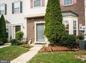 Building Photo - 1900 Palonia Ct