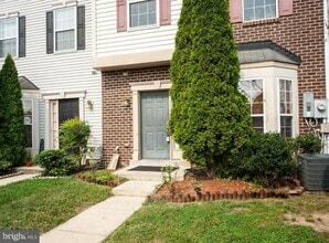 Building Photo - 1900 Palonia Ct