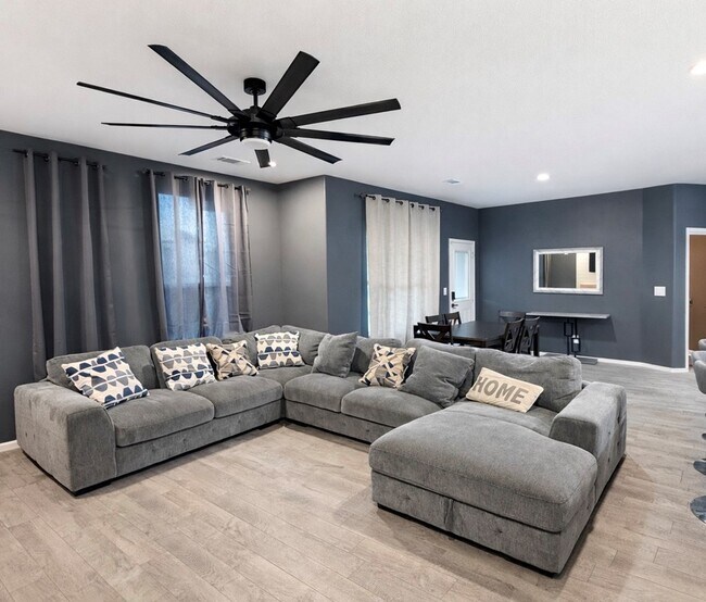 Foto del edificio - 2027 Ebbets Dr