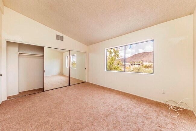 Building Photo - 55889 Santa Fe Trail