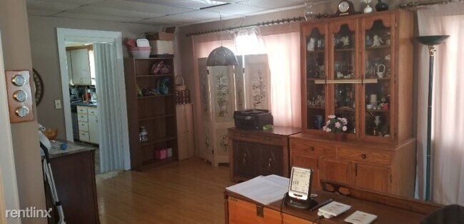 Foto del edificio - 4 br, 3 bath House - 362 9th Ave S