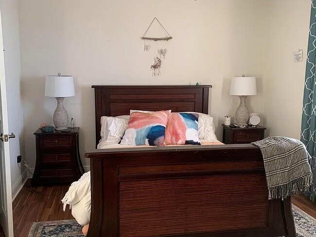 Building Photo - 1077 Cheval Dr