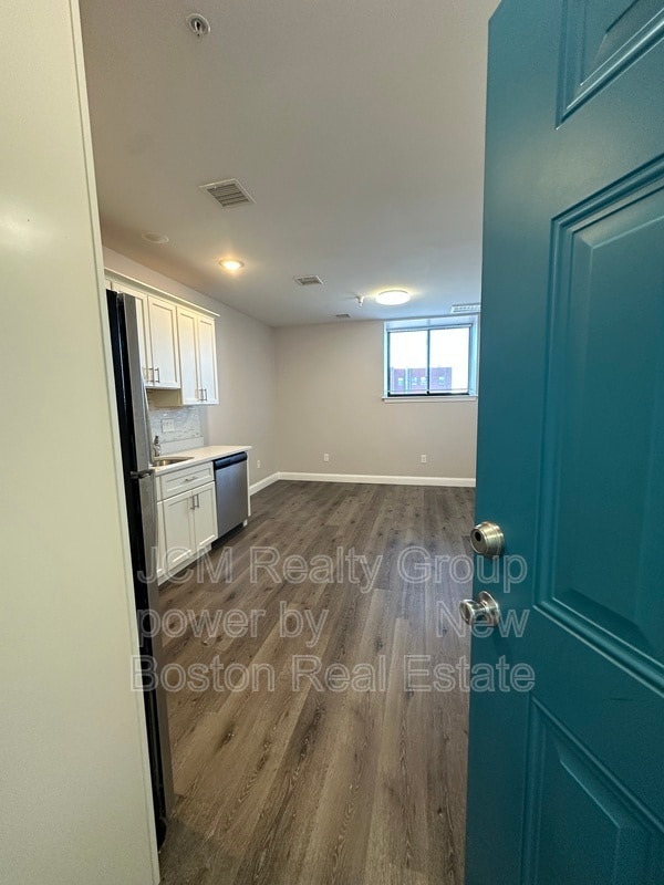 Foto del edificio - 191 N Common St