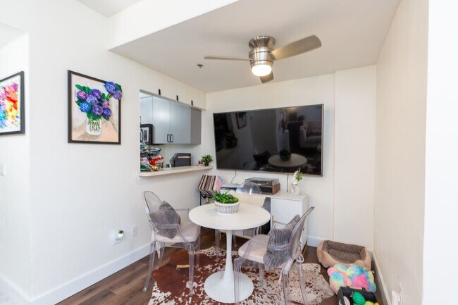 Foto del edificio - $500.00 OFF MOVE IN !!! NORTH PARK AT ITS ...