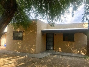Building Photo - 4144 E Lee St