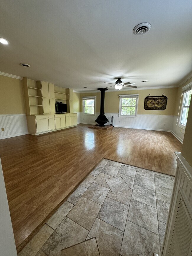 Foto del edificio - One Level living in Lake of the Woods Comm...