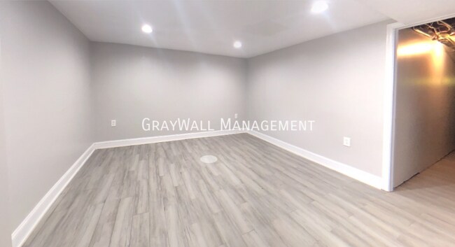 Foto del edificio - $2,000 - 3 Bedroom 1 Bathroom House In Col...