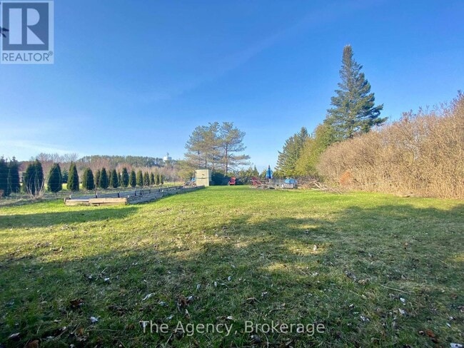 Building Photo - 45 Wellington Rd 124