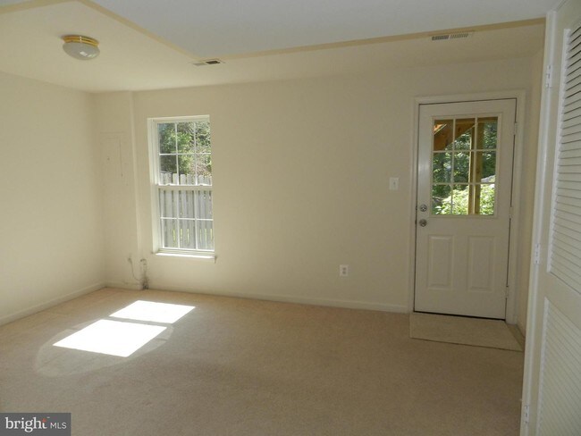 Building Photo - 9820 Bartley Ct