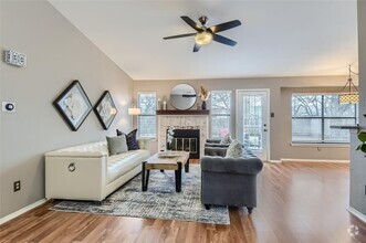 Building Photo - 1504 Spiderlily View