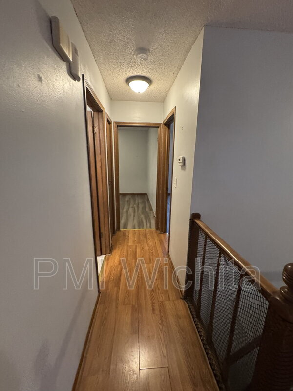 Foto del edificio - 8520 W Thurman St