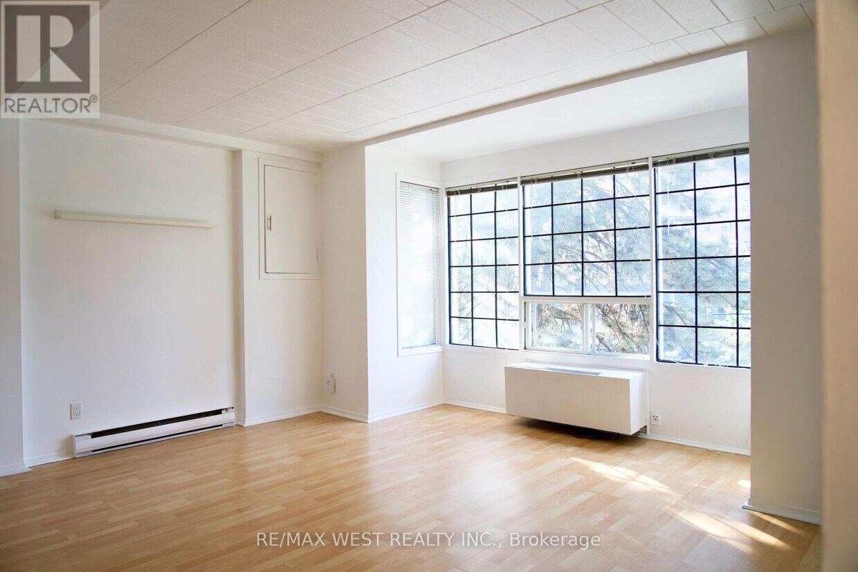 Photo principale - 244 Shuter St
