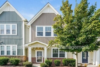 Building Photo - 1328 Farm Pond Trail