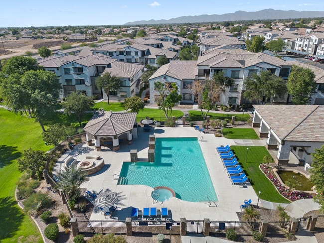 Building Photo - Bella Mirage