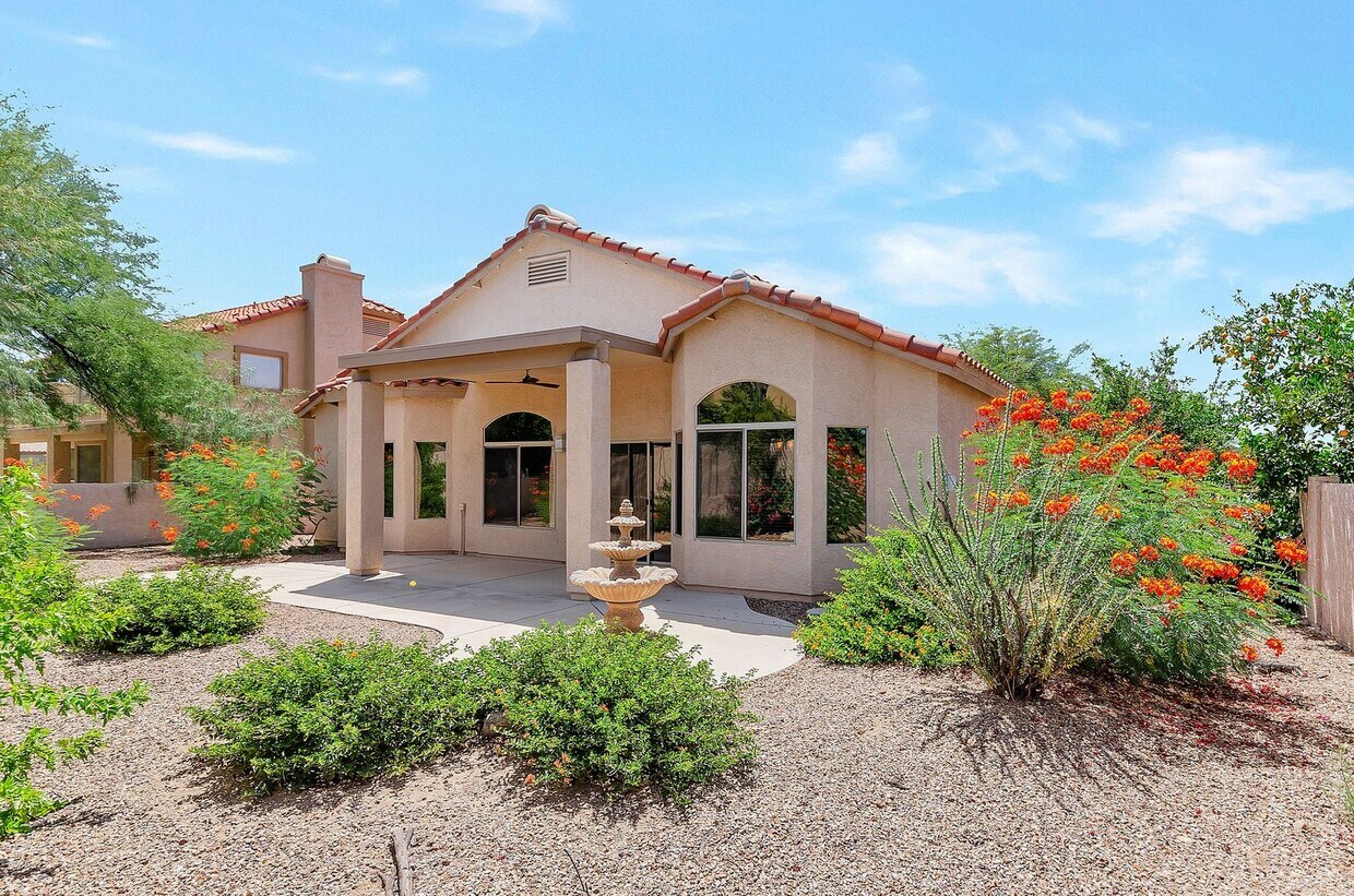 Foto principal - Beautiful, updated, Oro Valley home