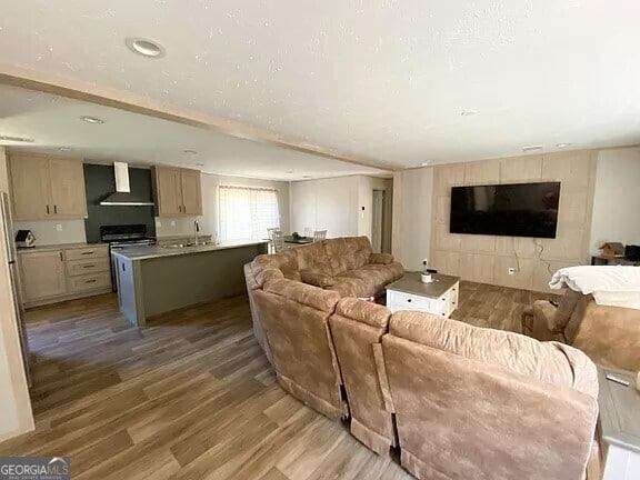 Foto del edificio - 13597 Middle Ground Rd
