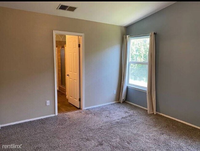 Foto del edificio - 4 br, 2 bath House - 9009 Mendocino Drive