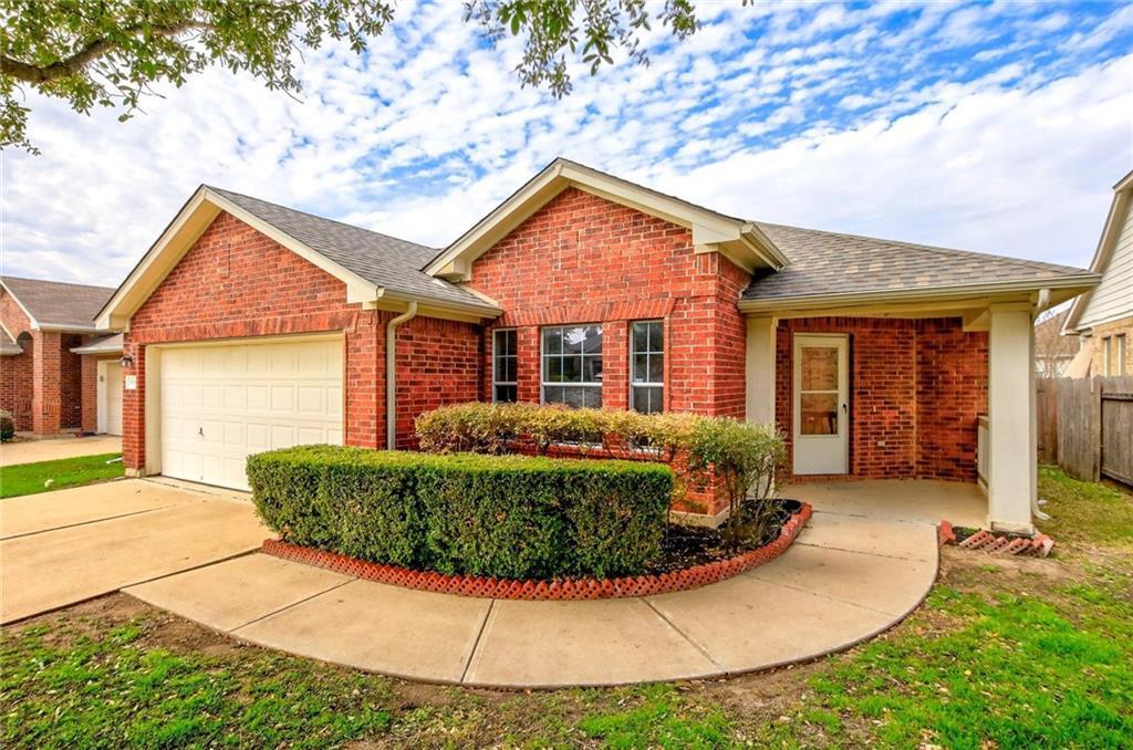 Foto principal - 1608 Bush Coat Ln