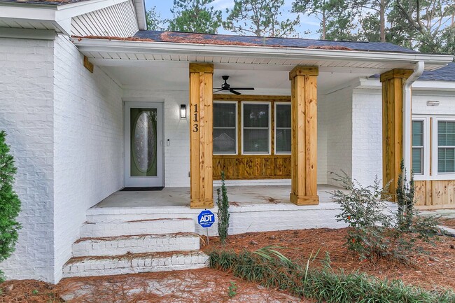 Building Photo - Stunning Summerville Rental FULLY Renovate...