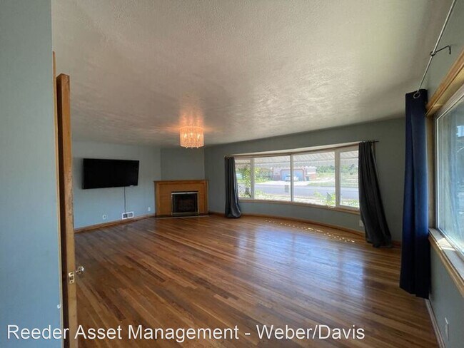 Building Photo - 4 br, 2 bath House - 5180 South 2275 West