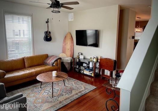 Building Photo - 3 br, 3 bath Townhome - 506 Kinglets Roost Ln