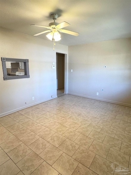 Foto del edificio - 1010 Hawthorn Dr